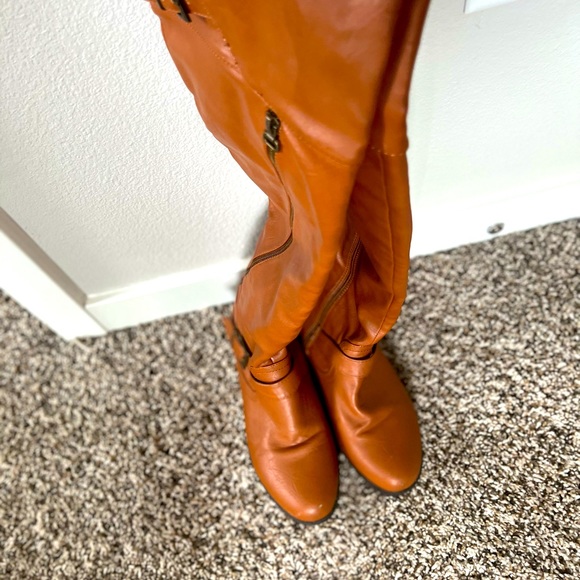Brown Flat Boots - Picture 2 of 2